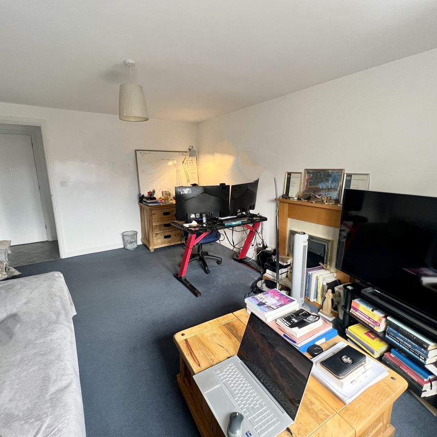 Staniland Court, Abingdon - Photo 1