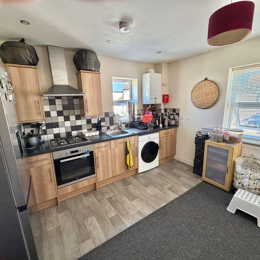 Portman Street, Taunton - Photo 1
