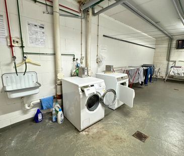 Gepflegte 2-ZKB-Wohnung mit Balkon & Außenstellplatz - Photo 4