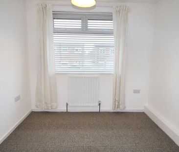 3 bed terraced house to rent in NE6 - Photo 4