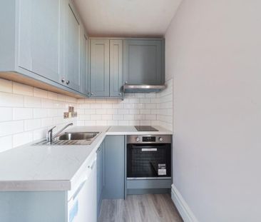 High Street, London W3 - Photo 2