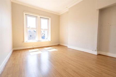 6 bedroom terraced house to rent - Photo 2