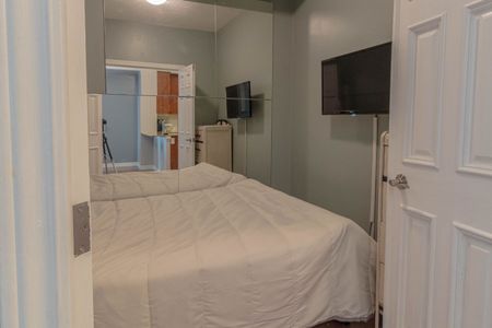 For Lease - 205 Sherway Gardens Road Unit# 214, Toronto, Ontario - Photo 5