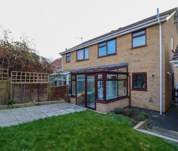 3 bedroom semi-detached house to rent - Photo 6