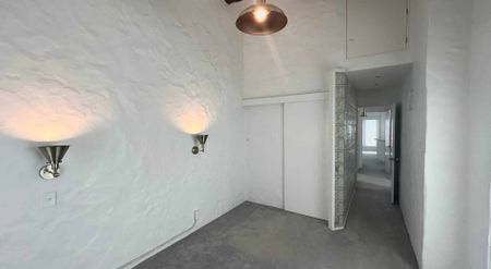 Coastal Charm Meets Mediterranean Style - Photo 5