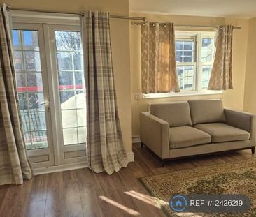 1 bedroom in a flat share to rent - Photo 1