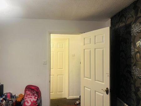 5 bedroom detached house to rent - Photo 5