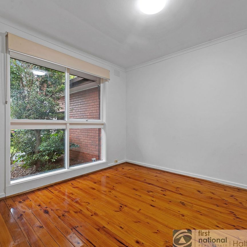 Neat & Tidy 2 Bedroom Unit..... - Photo 1