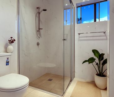 Granny Flat with Private Outdoor Space - Photo 5