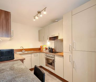 1 bedroom flat to rent - Photo 6