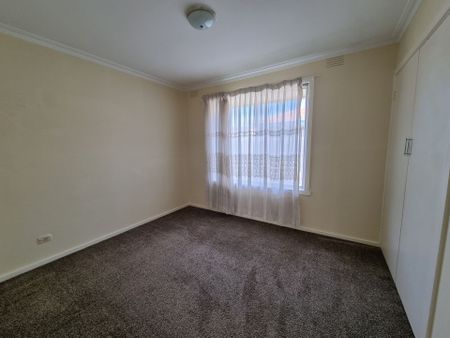 2 Bedroom Unit in Ideal Location - Photo 5