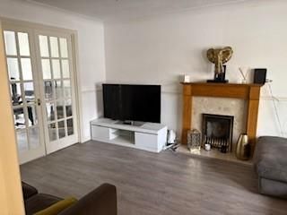 4 bedroom detached house to rent - Photo 2