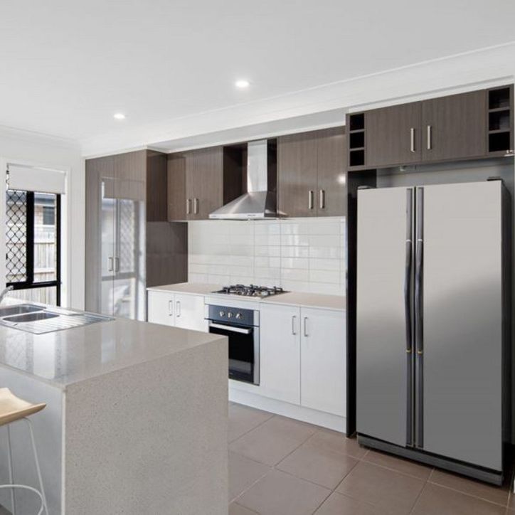 18 Jackson Place, Greenbank - Photo 1