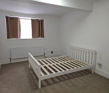 Milman Road, Reading, Berkshire, RG2 - Photo 2