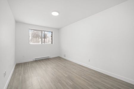 24 Boul. St-Elzear O., #2 - Photo 5