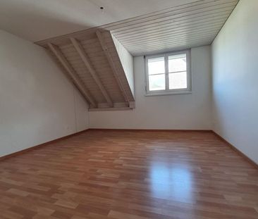 4.5-Zimmer-Maisonette-Wohnung über 2 Stöcke mit Cheminée! - Foto 4