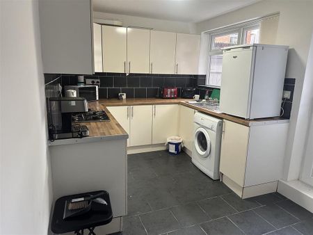 1 bedroom property to rent - Photo 5