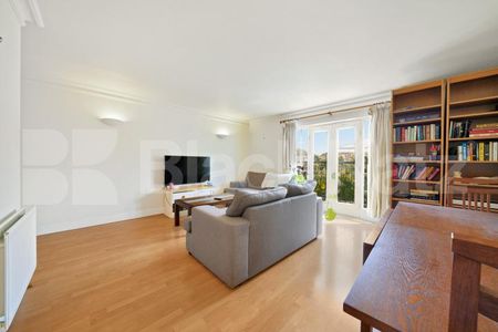 Boasting size, quality & location - Photo 4