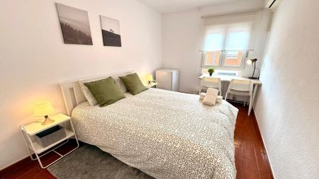 Room in a shared 4-bedroom apartment for rent in Pradolongo, no couples - Foto 2