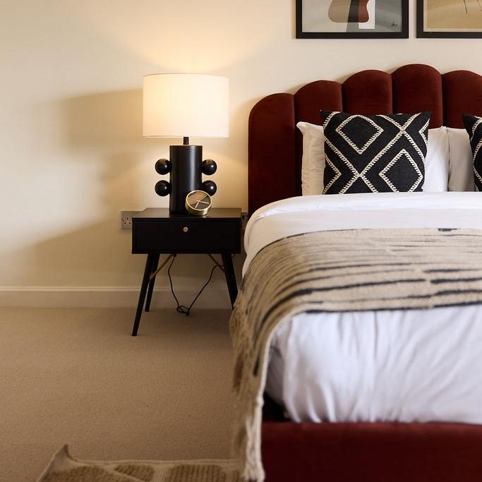 4 bedroom flat to rent - Photo 1