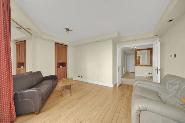 Shoot Up Hill, Kilburn, London, NW2 - Photo 1