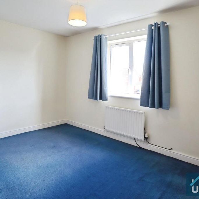 2 bedroom end of terrace house to rent - Photo 1