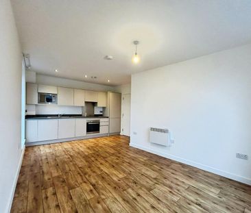 1 bedroom flat to rent - Photo 2