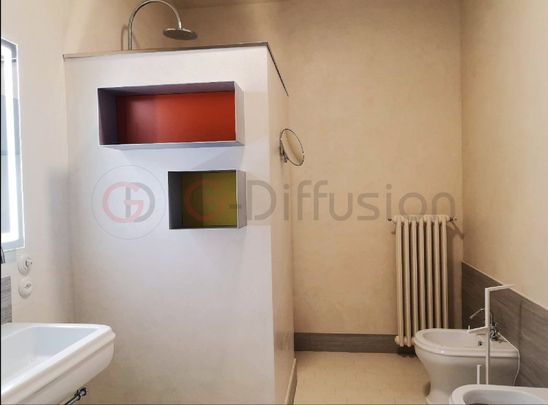 4 Zimmer, 150 m², 2. Stock - Foto 1