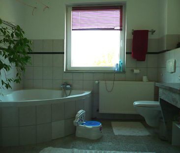 Schicke 2-Zimmer-DG-Wohnung in Schwachhausen/Riensberg - Photo 3