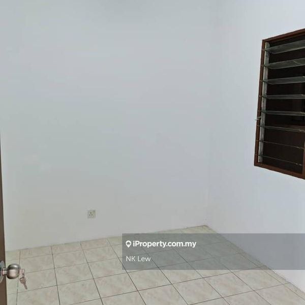 Desaminium Rimba, Seri Kembangan - Foto 1