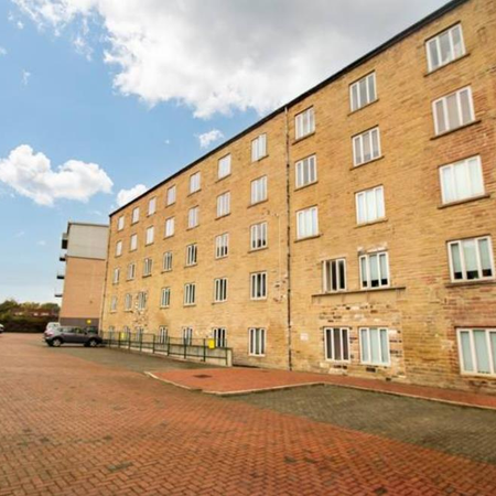 2 bedroom detached house to rent - Photo 4