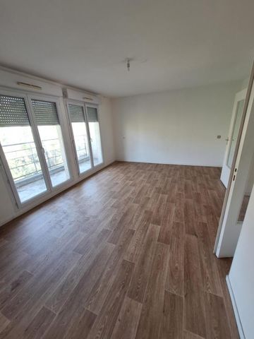 T3 78 AVENUE JEANNE D'ARC - Photo 2