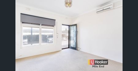 Freshly Painted 2 Bedroom Unit In Great Location - Photo 3