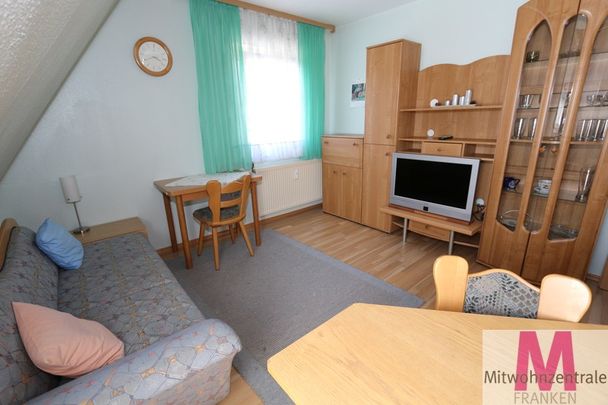 Schön möblierte Wohnung in Fürth-Unterfarrnbach - Photo 1