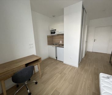 Location Appartement 1 pièce 18m² - Photo 3