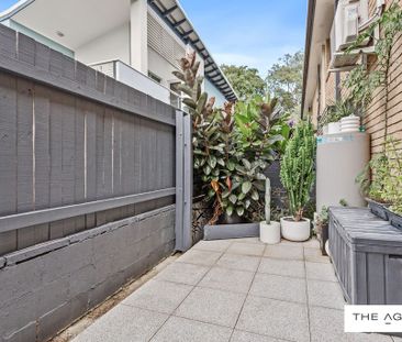 Comfort & Convenience in a Quiet Boutique Block - Photo 6