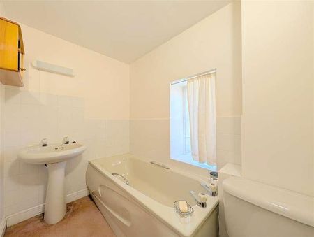 Welland Court Lane, Upton-upon-severn, Worcester, WR8 - Photo 3