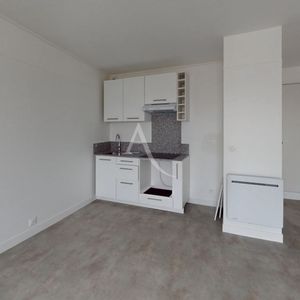 Location Appartement 1 pièce 29m² - Photo 2