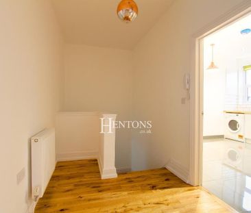 2 bedroom maisonette to rent - Photo 2