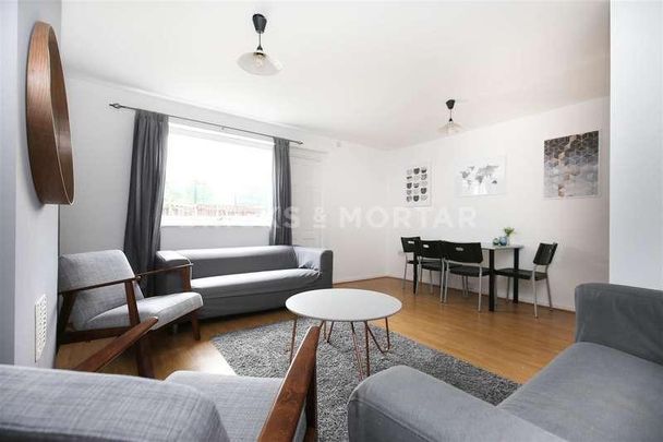 Henry Square, Shieldfield, Newcastle Upon Tyne, NE2 - Photo 1