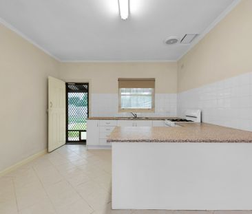 Spacious 3-Bedroom Home in Salisbury Downs - Photo 6