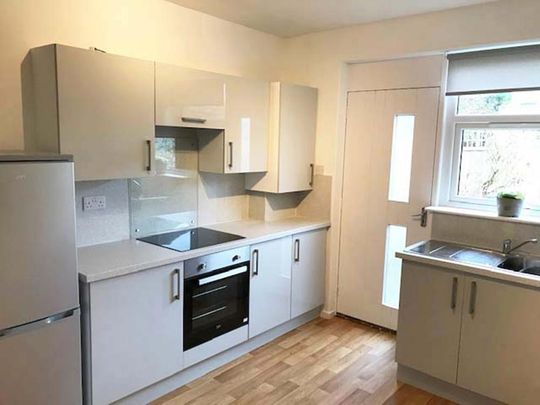 2 bedroom semi-detached house to rent - Photo 1