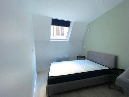 Location Appartement 3 pièces 55m² LILLE 59000 - Photo 4