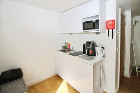 1 bedroom studio apartment to rent - Photo 2