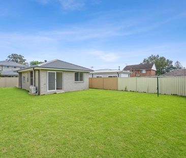 35B Dent Street, Epping NSW 2121 - House For Rent | Domain - Photo 1