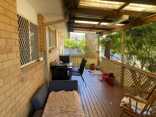 Lowset Brick Family Home with Plenty of Space - Photo 1