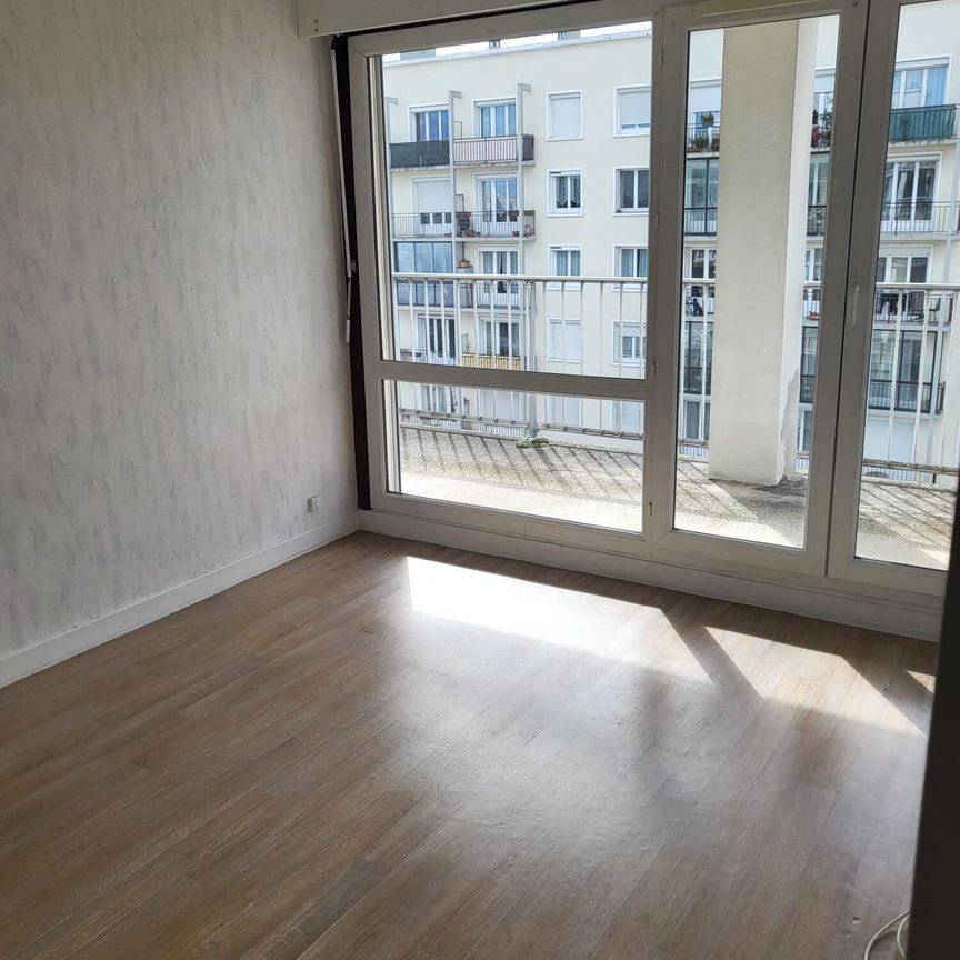 Appartement AV. CHOMEDEY DE MAISONNEUVE - Photo 1