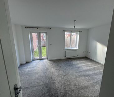 4 Bed Semi-Detached House, Merchant Avenue, NG8 - Photo 1