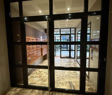 T2 Montreuil - Photo 2