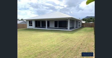 Stunning and Spacious 4-Bedroom Home in Serene Cannon Valley - Photo 5